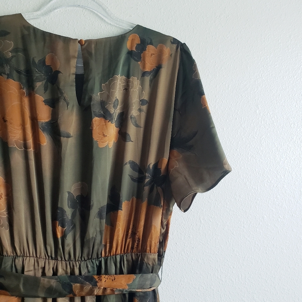 Balric Born Agnes Satin Maxi Dress Short Sleeve Floral New Without Tags - Picture 8 of 9